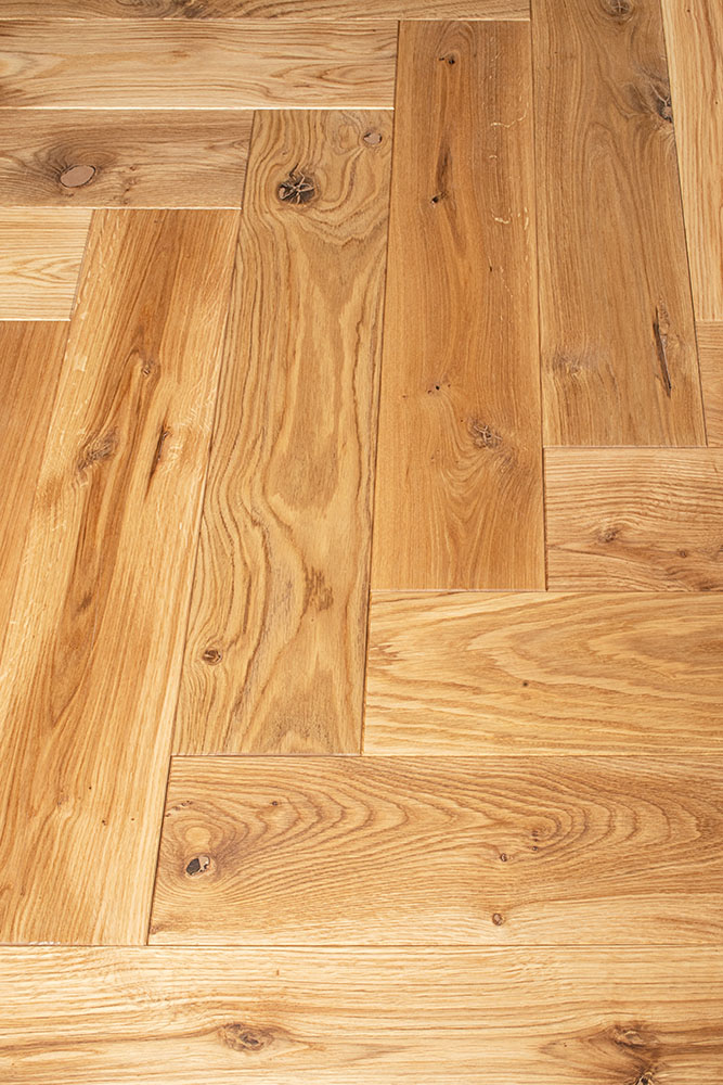 chêne massif baton rompu parquet