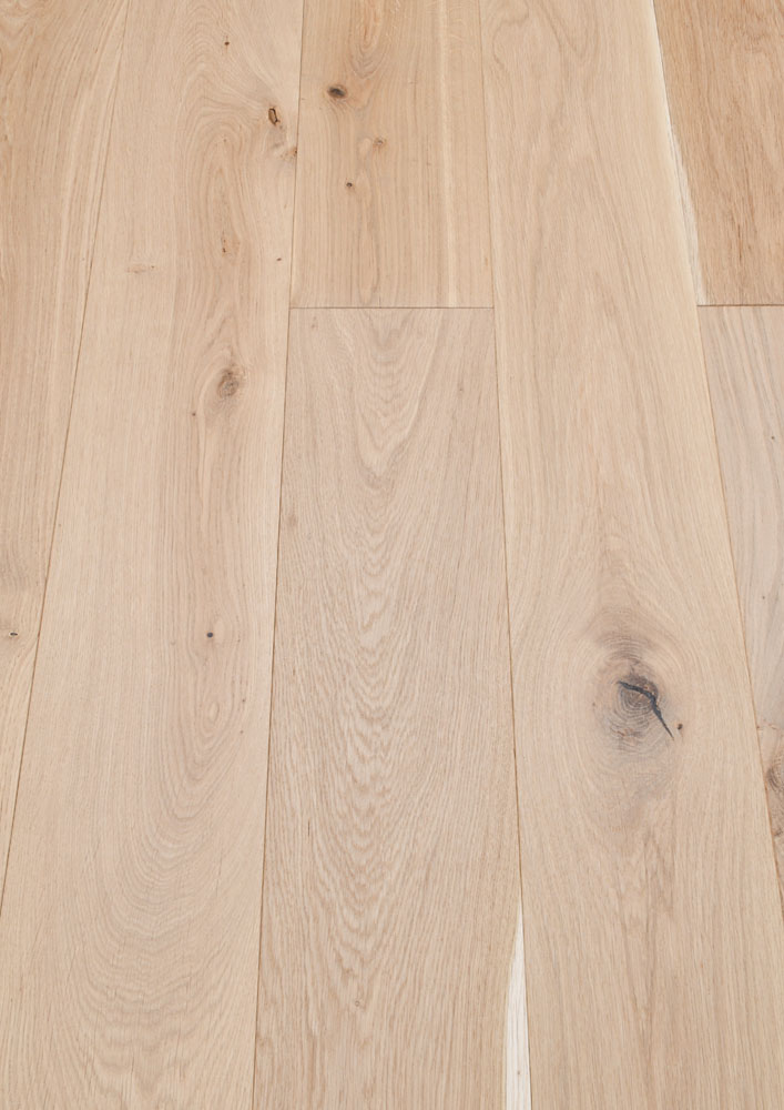 geschliffen, Rohholzoptik geölt